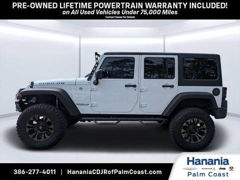 Used 2017 Jeep Wrangler Unlimited Rubicon w/ Connectivity Group AWD/4WD image 6