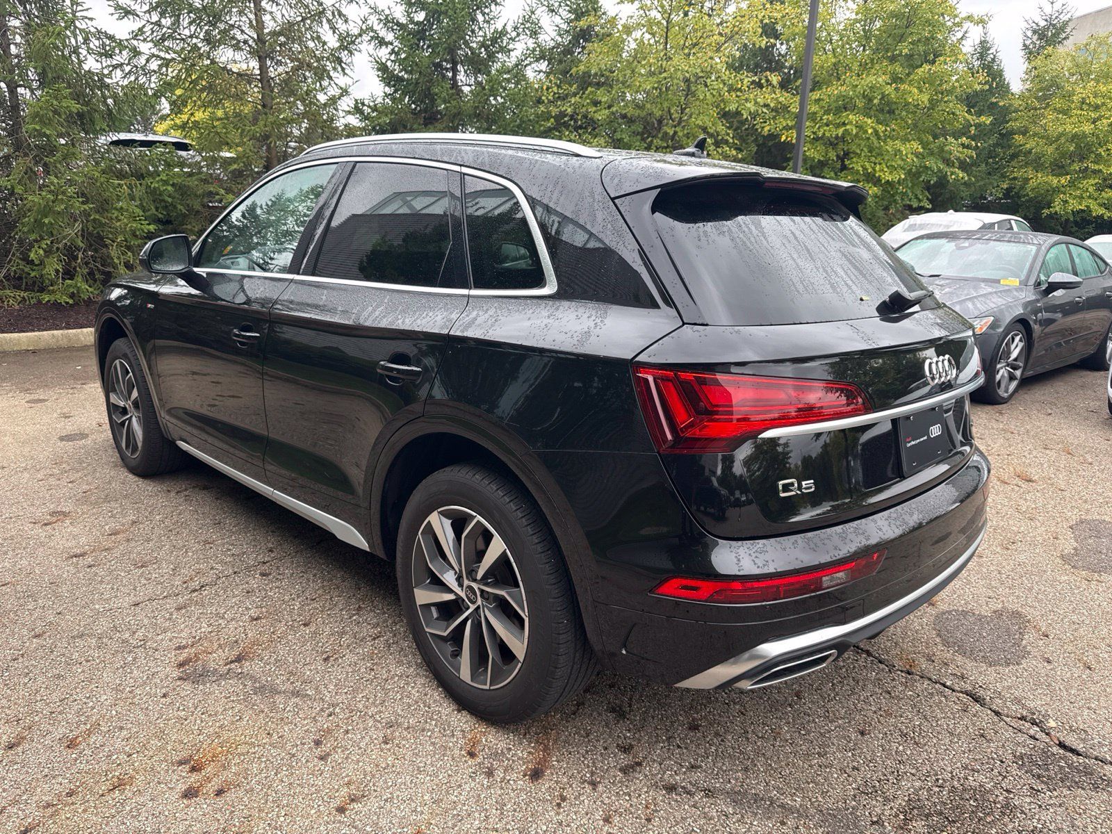 Used 2023 Audi Q5 2.0T Premium Plus AWD/4WD image 3