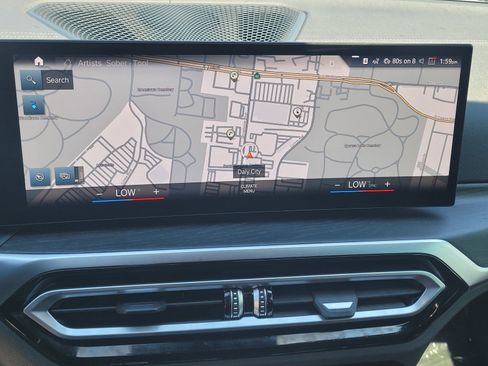 Used 2023 BMW i4 eDrive35 image 24