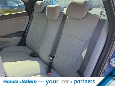 Used 2017 Hyundai Accent SE FWD image 13