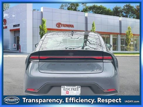 Certified 2024 Toyota Prius LE image 7