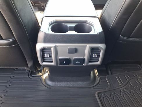 Used 2021 Ford F250 Lariat w/ Lariat Ultimate Package AWD/4WD image 16