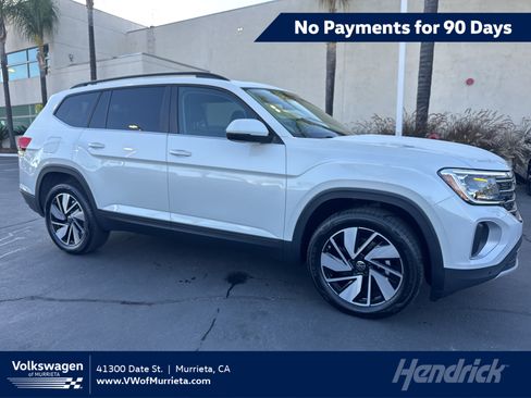 Used 2026 Volkswagen Atlas SE FWD image 1