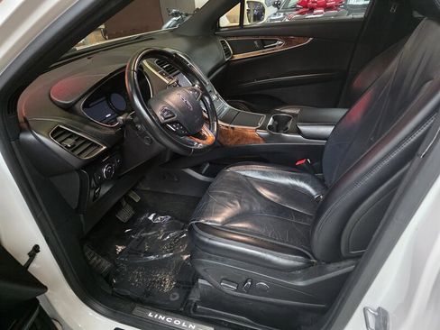 Used 2018 Lincoln MKX Select w/ Select Plus Package image 21