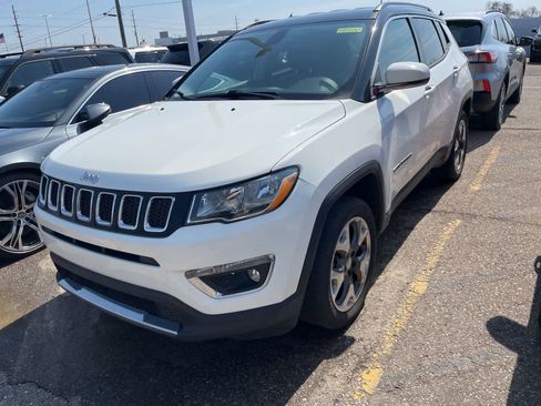 Used 2019 Jeep Compass Limited image 2