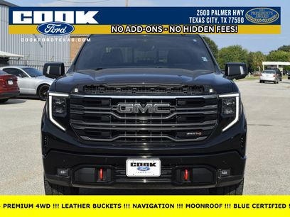 Used 2022 GMC Sierra 1500 AT4 w/ AT4 Premium Package