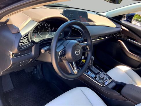 Used 2025 MAZDA CX-30 AWD 2.5 S w/ Premium Package image 18