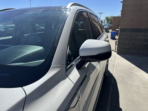 Used 2023 Kia Sorento EX w/ Panoramic Sunroof Package image 11