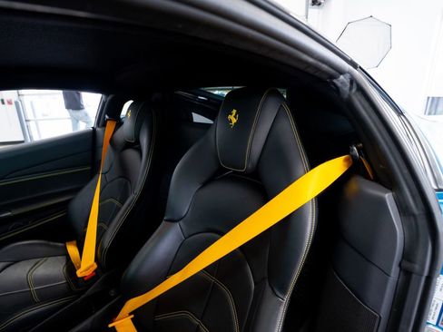 Used 2019 Ferrari 488 GTB RWD image 31