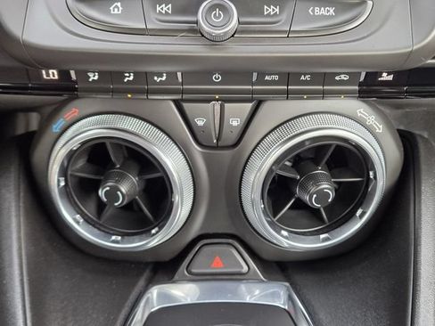 Used 2023 Chevrolet Camaro LT w/ Technology Package RWD image 19