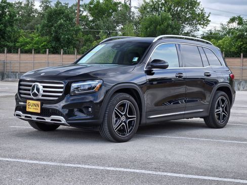 Used 2024 Mercedes-Benz GLB 250 image 8