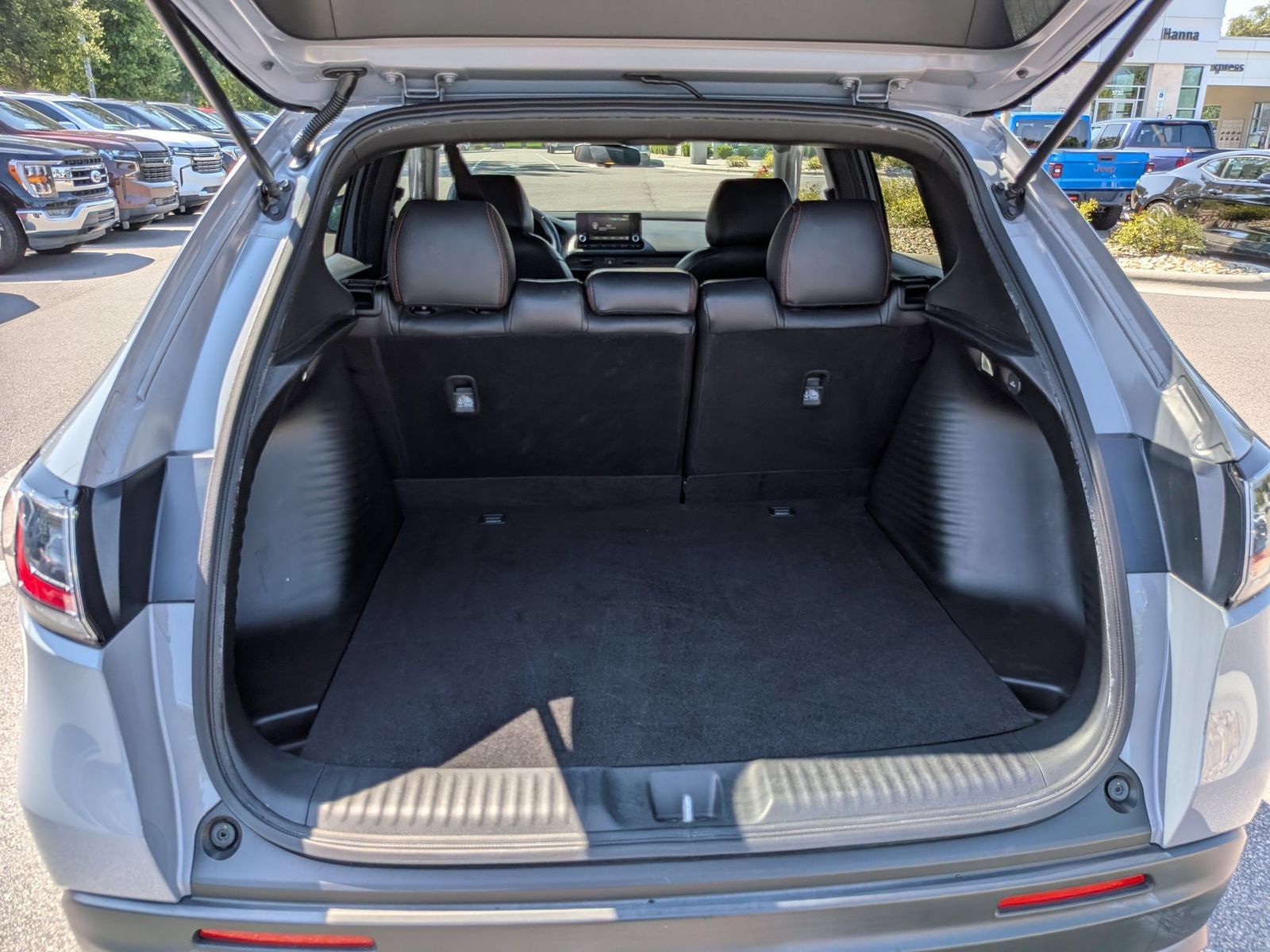 Used 2023 Honda HR-V Sport image 31
