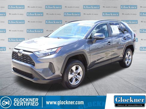 Used 2022 Toyota RAV4 XLE AWD/4WD image 1