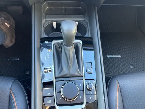 Used 2025 MAZDA CX-50 AWD 2.5 Hybrid w/ Weather Package image 16