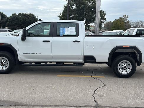 Certified 2025 GMC Sierra 3500 Pro image 4