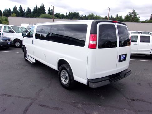 Used 2016 Chevrolet Express 3500 LT w/ LT Preferred Equipment Group image 5