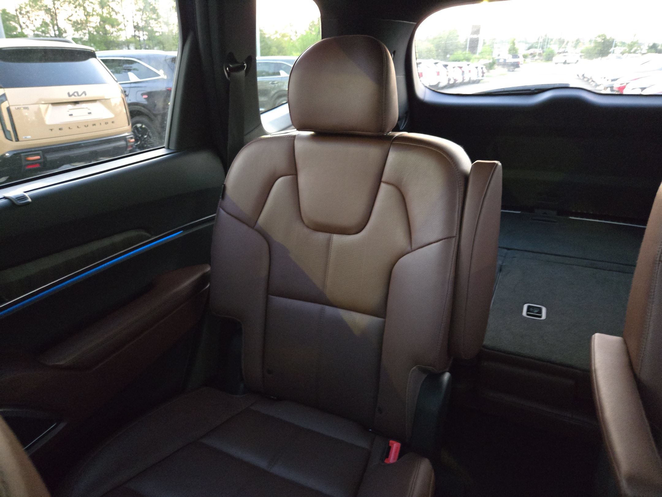 Used 2024 Kia Telluride SX AWD/4WD image 12