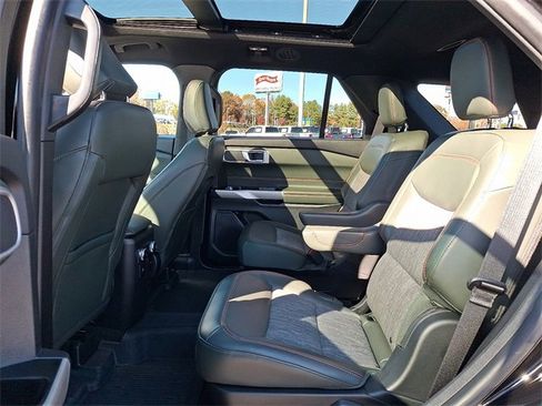 Used 2022 Ford Explorer Timberline image 10