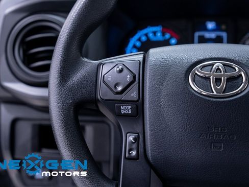 Used 2019 Toyota Tacoma SR image 16