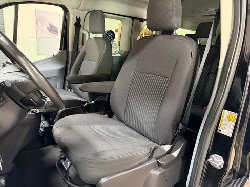 Used 2017 Ford Transit 150 XL image 38