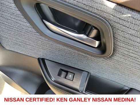 Certified 2023 Nissan Rogue SV AWD/4WD image 46