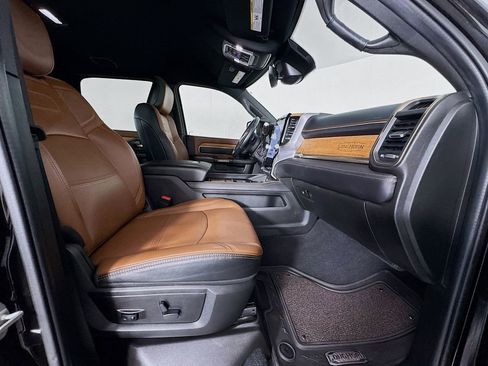 Used 2023 RAM 3500 Limited image 28