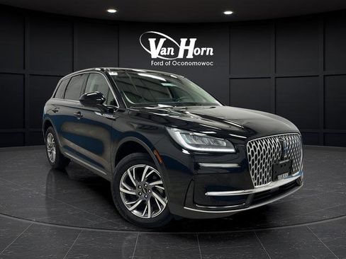 Used 2024 Lincoln Corsair AWD image 1