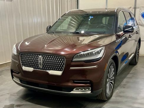 Used 2020 Lincoln Aviator Reserve w/ Equipment Group 201A RWD image 3