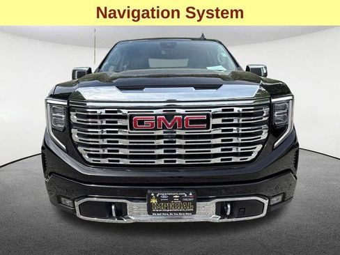 Used 2023 GMC Sierra 1500 Denali AWD/4WD image 4
