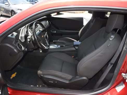 Used 2014 Chevrolet Camaro LT w/ Rear Vision Package RWD image 7