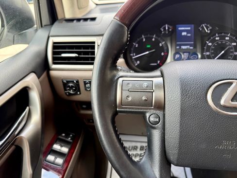 Used 2019 Lexus GX 460 Premium AWD/4WD image 20
