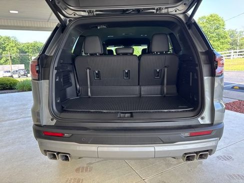 New 2026 GMC Acadia Elevation w/ Elevation Premium Package AWD/4WD image 35