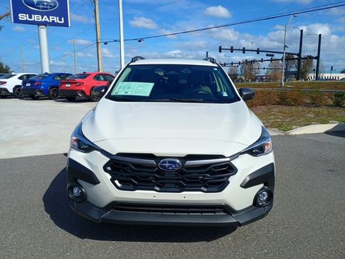 Certified 2024 Subaru Crosstrek 2.0i Premium image 2
