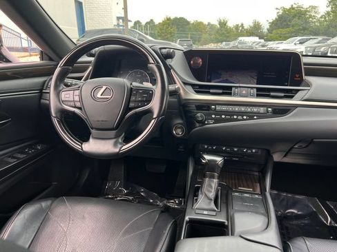 Used 2019 Lexus ES 350 w/ Accessory Package 2 FWD image 15
