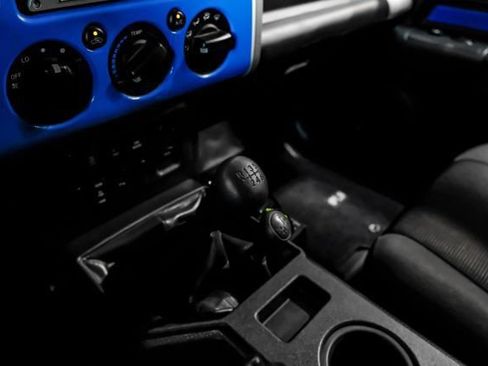 Used 2007 Toyota FJ Cruiser 4WD w/ Upgrade Pkg 2 image 23