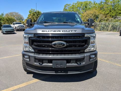 Used 2022 Ford F250 XLT w/ Black Appearance Package image 2
