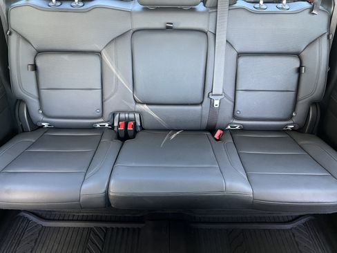 Used 2024 Chevrolet Silverado 3500 LTZ w/ LTZ Convenience Package AWD/4WD image 18