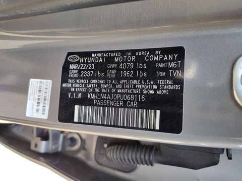 Used 2023 Hyundai Elantra Limited w/ Cargo Package FWD image 23