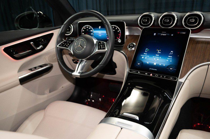 Certified 2024 Mercedes-Benz GLC 300 4MATIC image 18