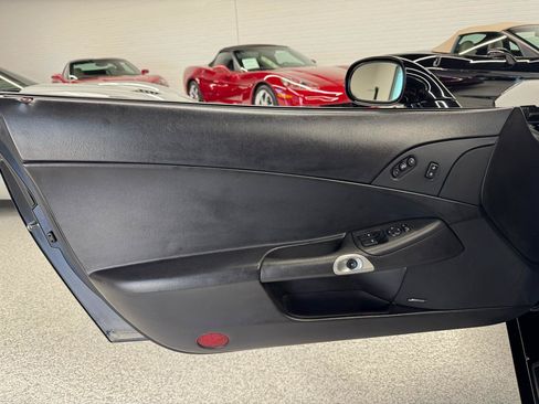 Used 2007 Chevrolet Corvette Convertible w/ Preferred Equipment Group RWD image 42