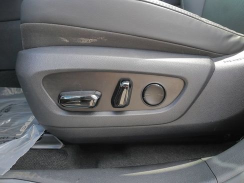 Used 2024 Lexus RX 350 AWD image 23