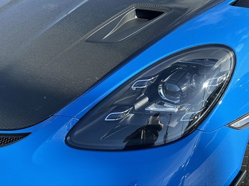 Used 2023 Porsche 718 Cayman GT4 RS image 11