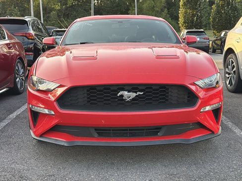 Used 2018 Ford Mustang Premium RWD image 2