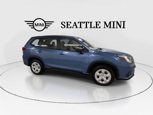 Used 2023 Subaru Forester AWD/4WD image 13