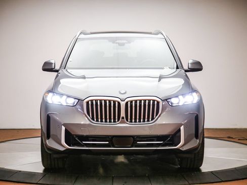 Used 2026 BMW X5 sDrive40i RWD image 7