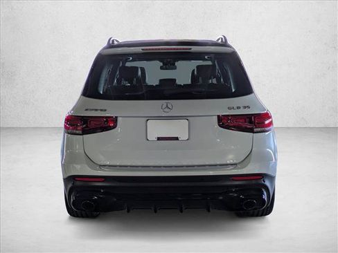 Used 2022 Mercedes-Benz GLB 35 AMG 4MATIC image 8