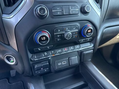 Used 2020 Chevrolet Silverado 1500 RST AWD/4WD image 21