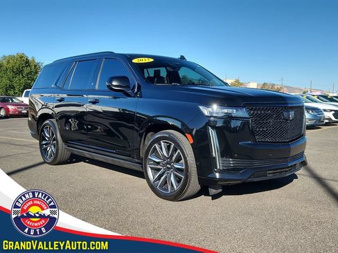 Used 2023 Cadillac Escalade Sport Platinum AWD/4WD image 1