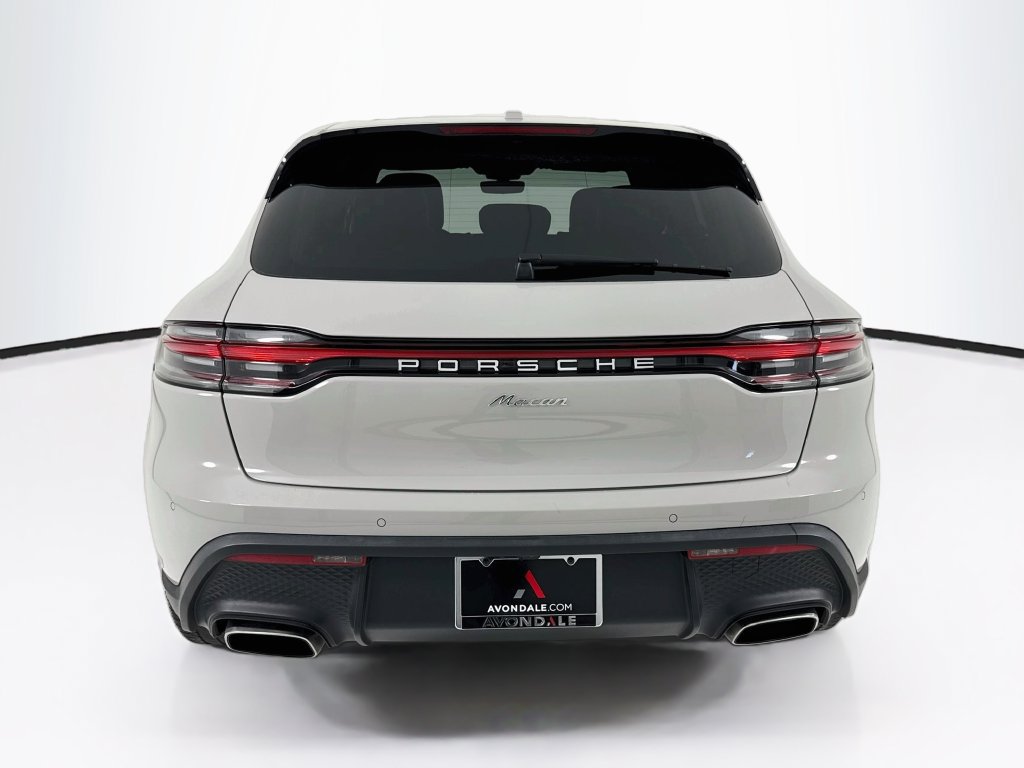 Certified 2023 Porsche Macan Turbo AWD/4WD image 10