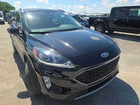 Used 2021 Ford Escape SEL w/ Technology Package FWD image 2